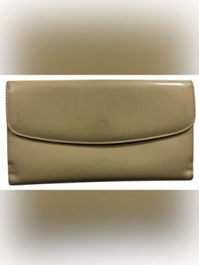 Gucci Vintage Patent Leather Wallet Beige Nude Tab Clasp Italy